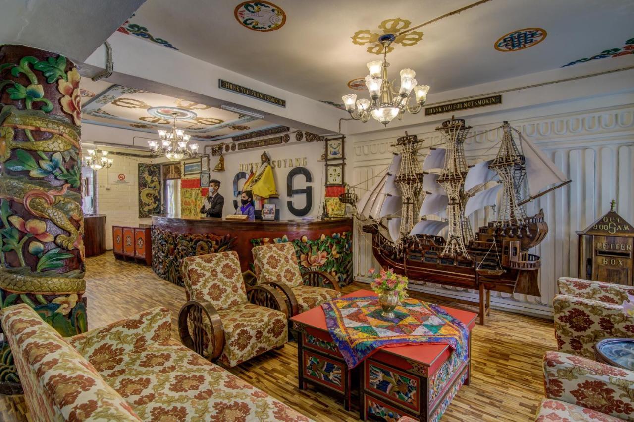 גנגטוק Montis Soyang Premium Heritage Hotel מראה חיצוני תמונה